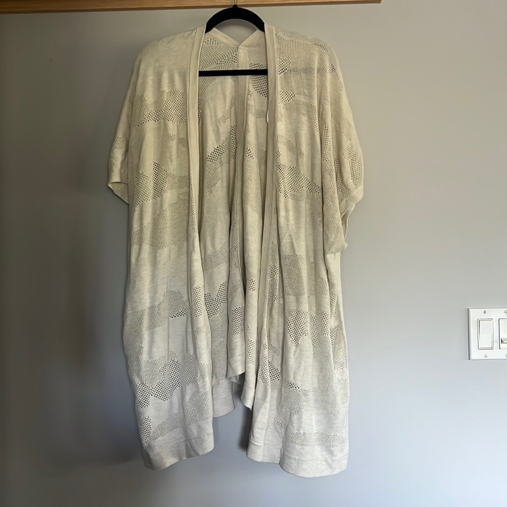 Lululemon Wrap OS
